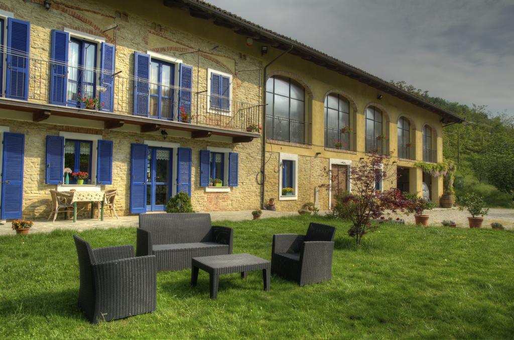 B&B Il Sole Delle Rive Sinio Buitenkant foto
