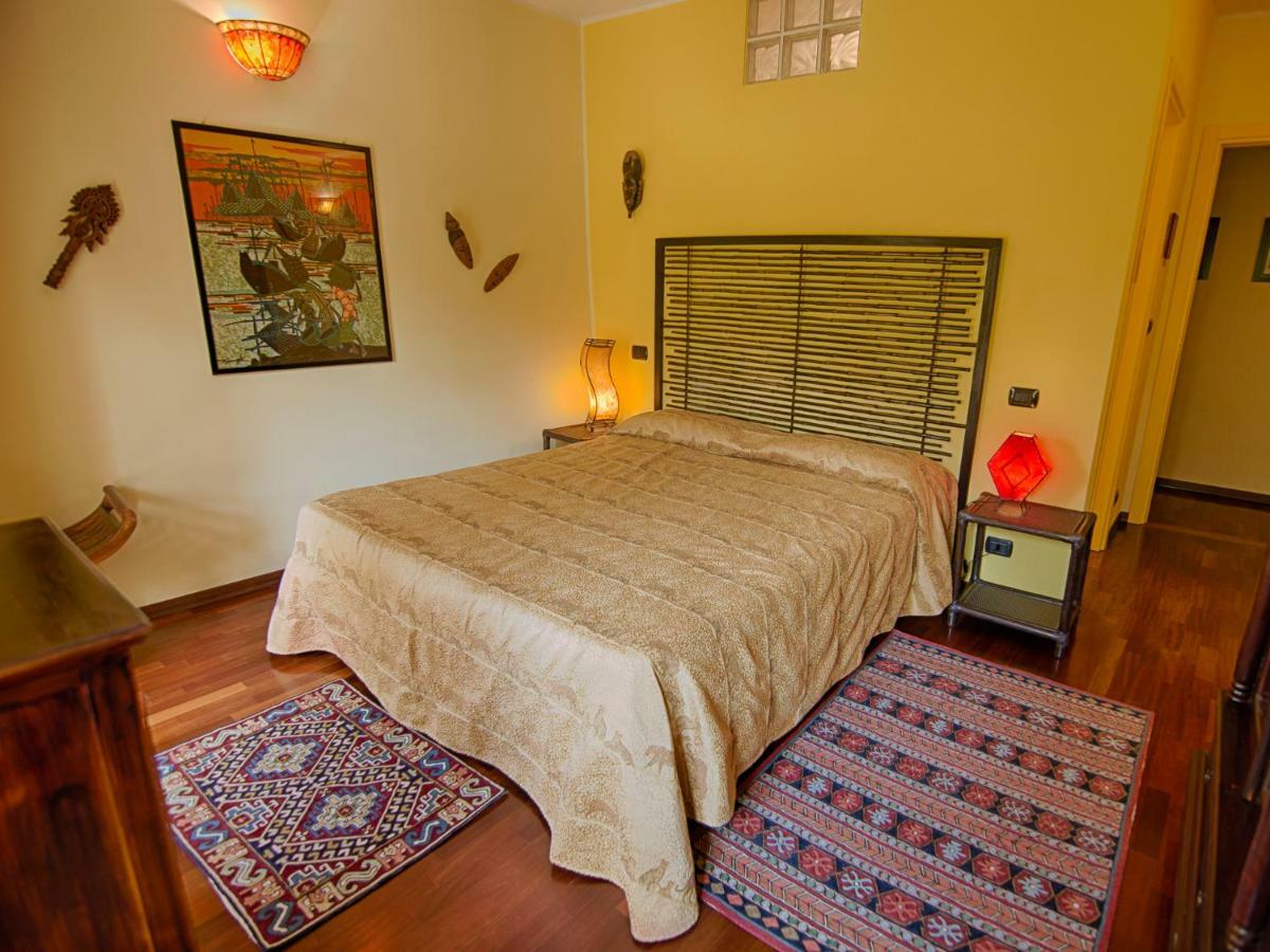 B&B Il Sole Delle Rive Sinio Buitenkant foto