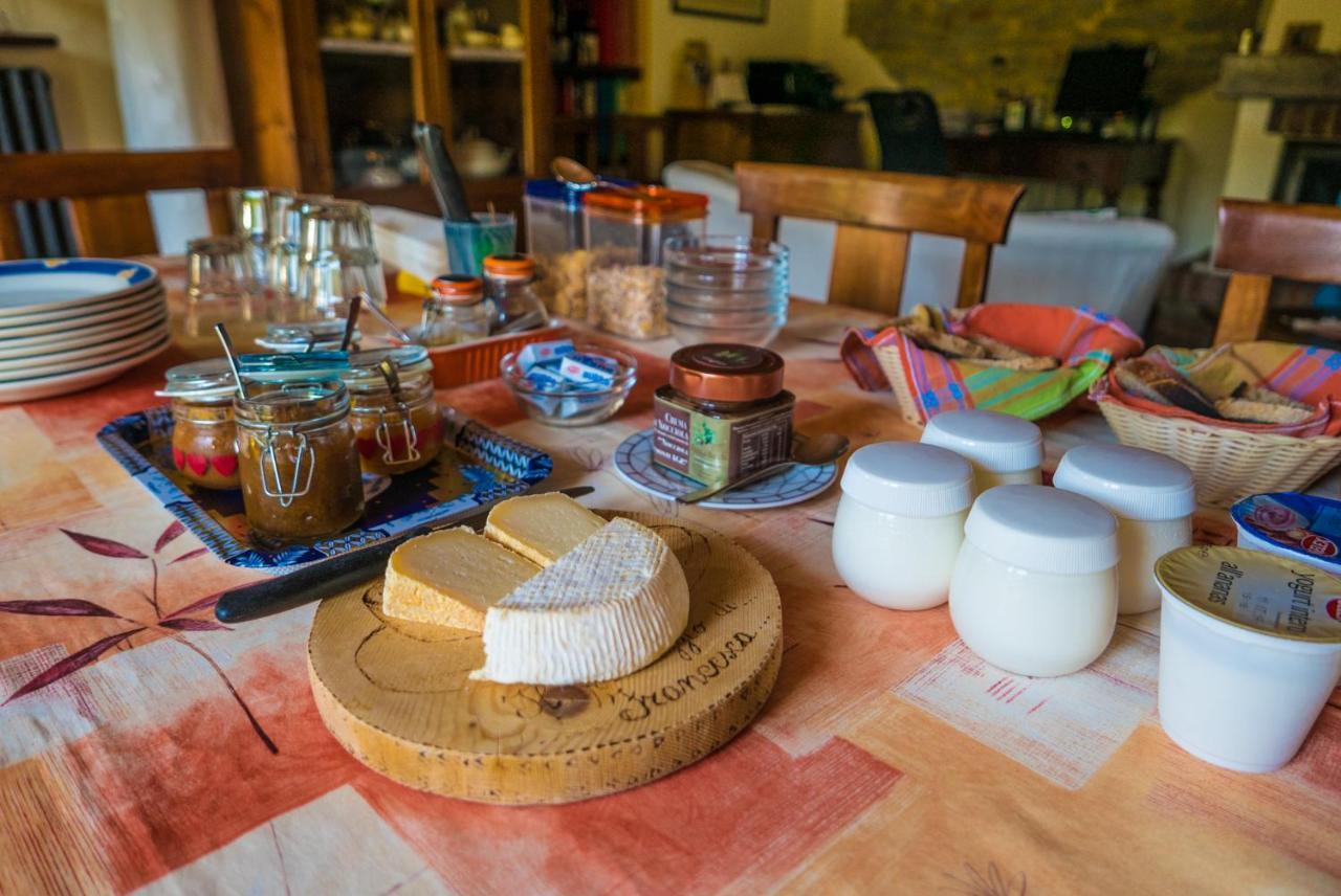 B&B Il Sole Delle Rive Sinio Buitenkant foto